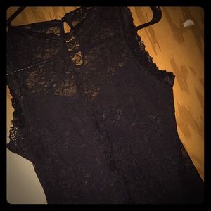 Cute Black lace shirt 💁🏼